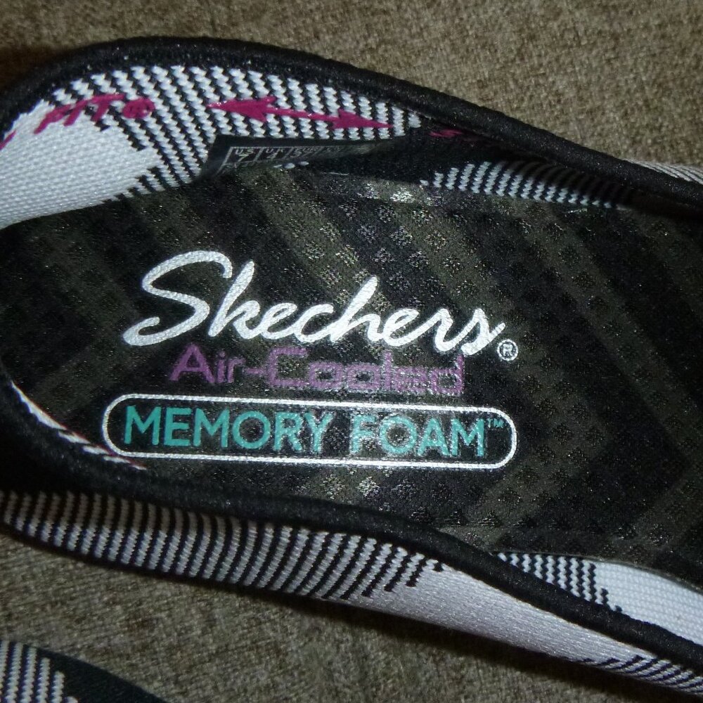 Skechers- Women's Flats, Cleo Sherlock- Geometric pattern. - Picture 5 of 6